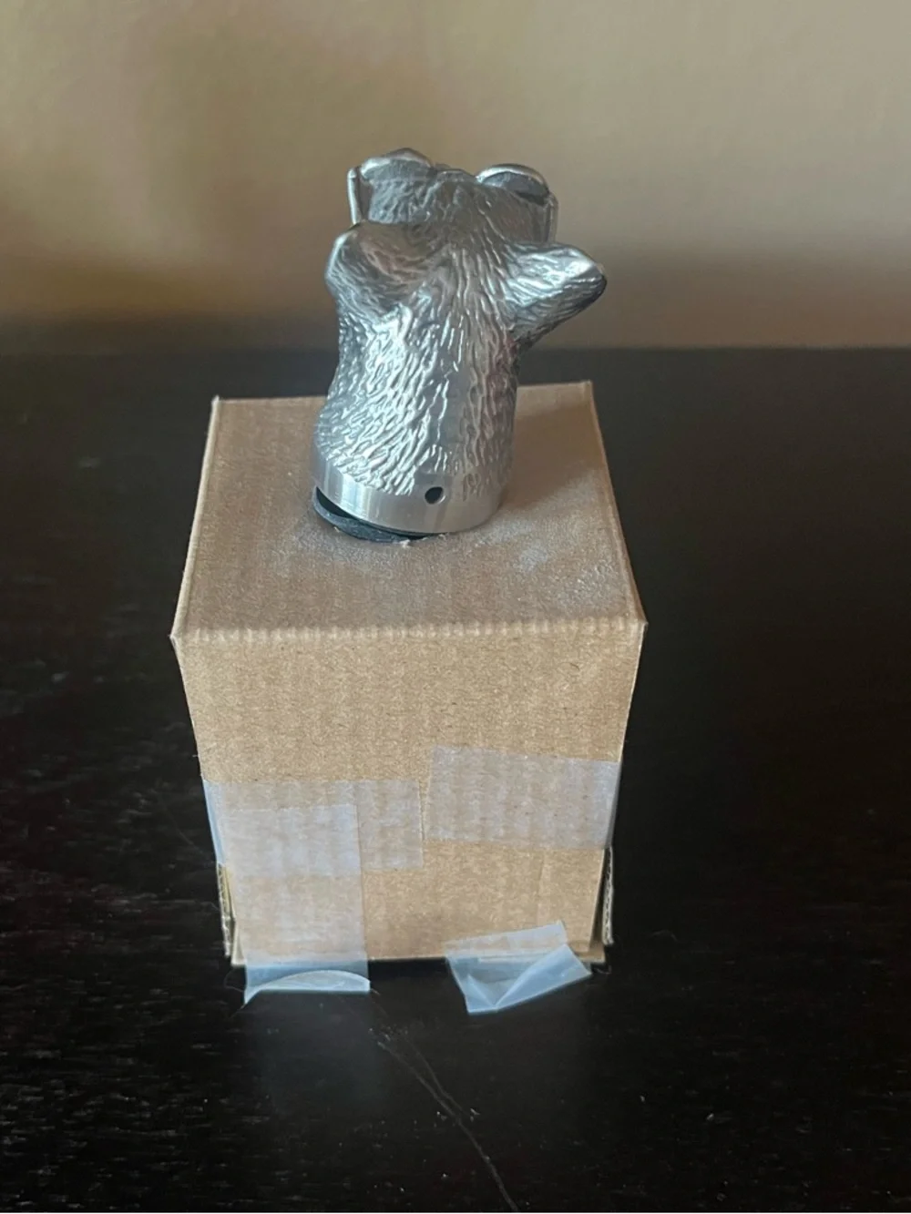 In Vino Veritas Menagerie cool cat wine pourer